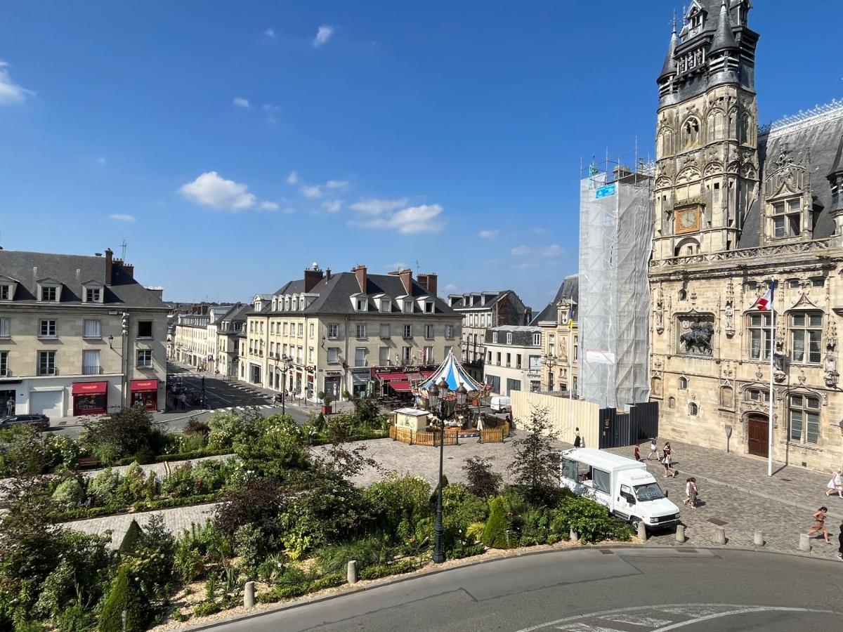 Appartement Exceptionnel En Ultra Centre Ville Compiègne Zewnętrze zdjęcie